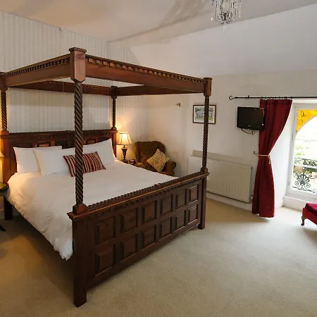 St. Benet's Abbey Bed & Breakfast *