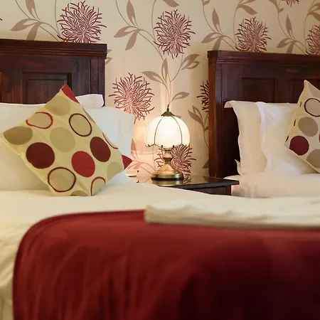 Bed & Breakfast St. Benet's Abbey Lanivet